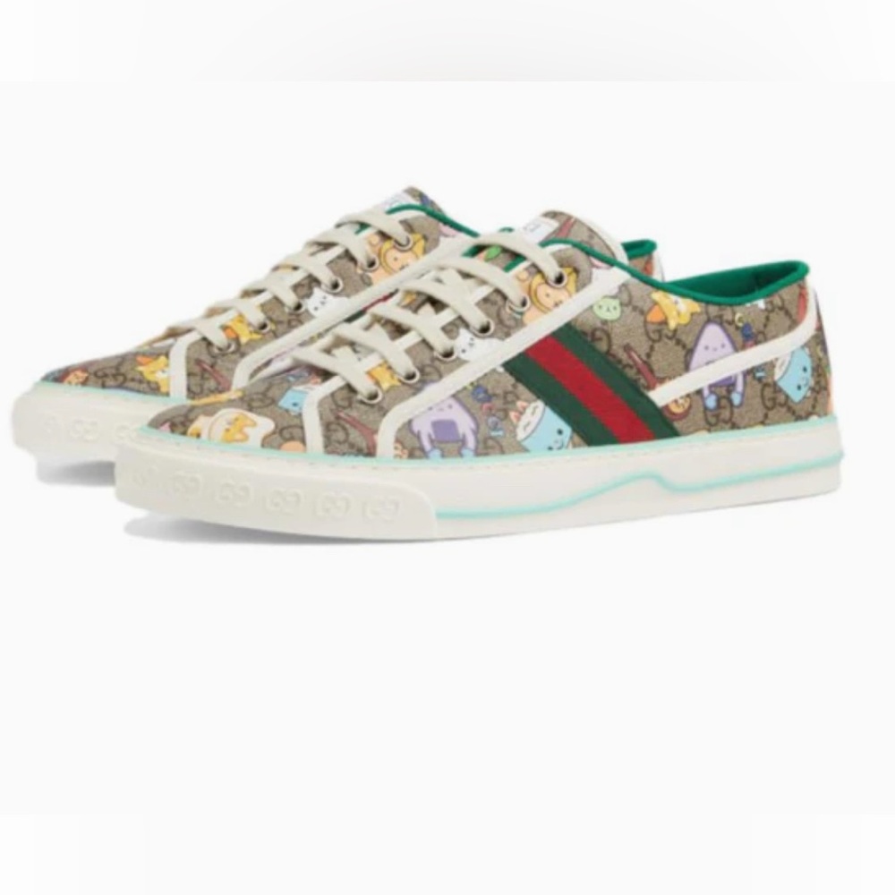 Gucci
Gucci Tennis 1977 x Pikarar 'GG
Animal Print'